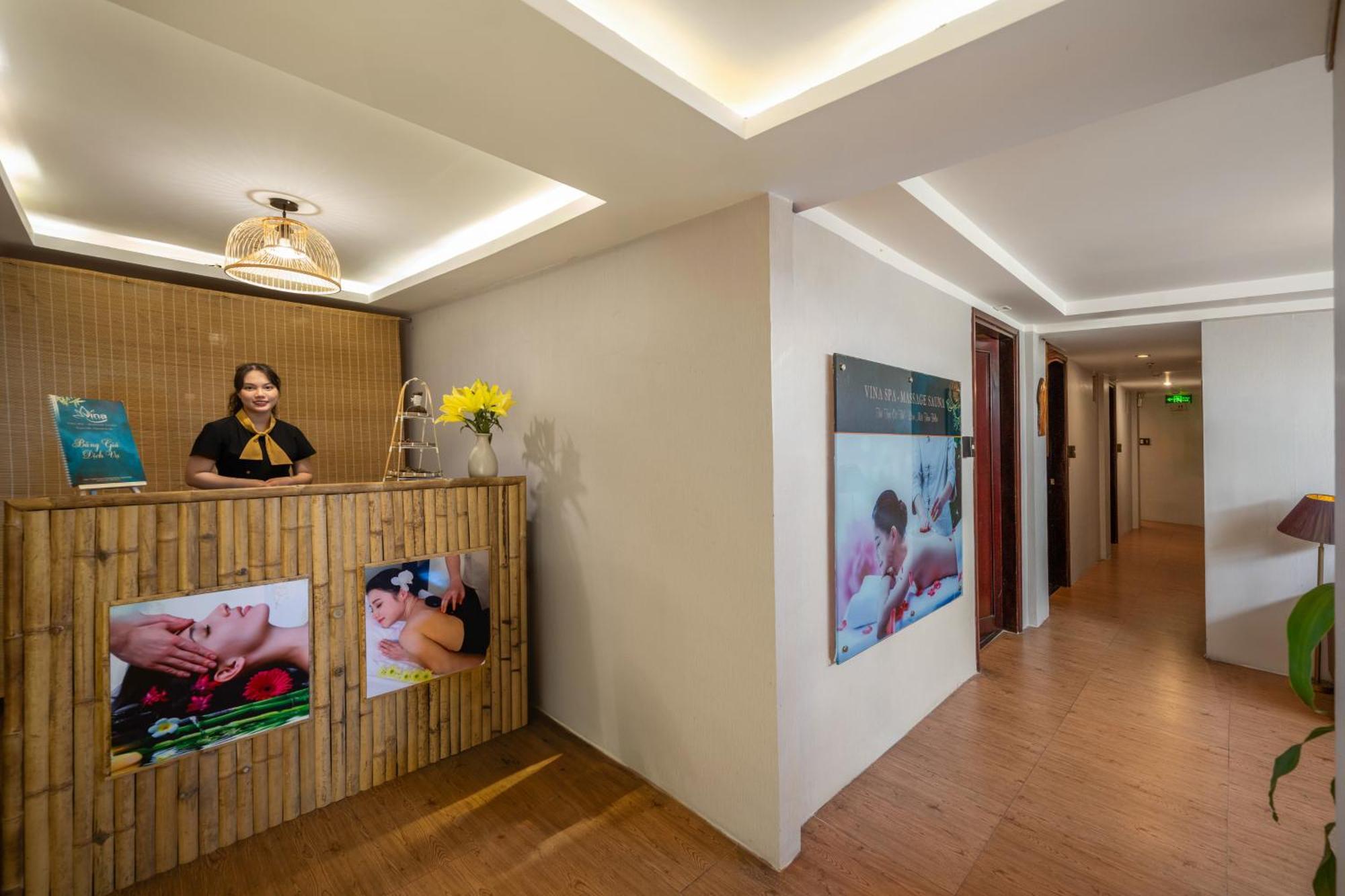 Vina Spa Hotel Hue Exterior foto